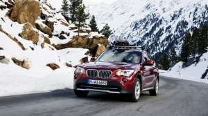 2011 BMW X1 xDrive28i TwinPower Turbo Wallpaper