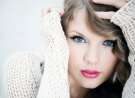 Taylor Swift Blue Eyes wallpaper